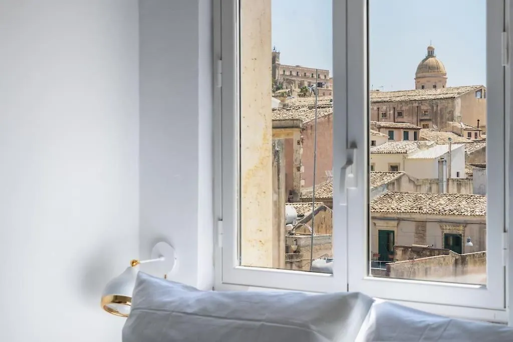 Mansarda Aurispa Noto Italia